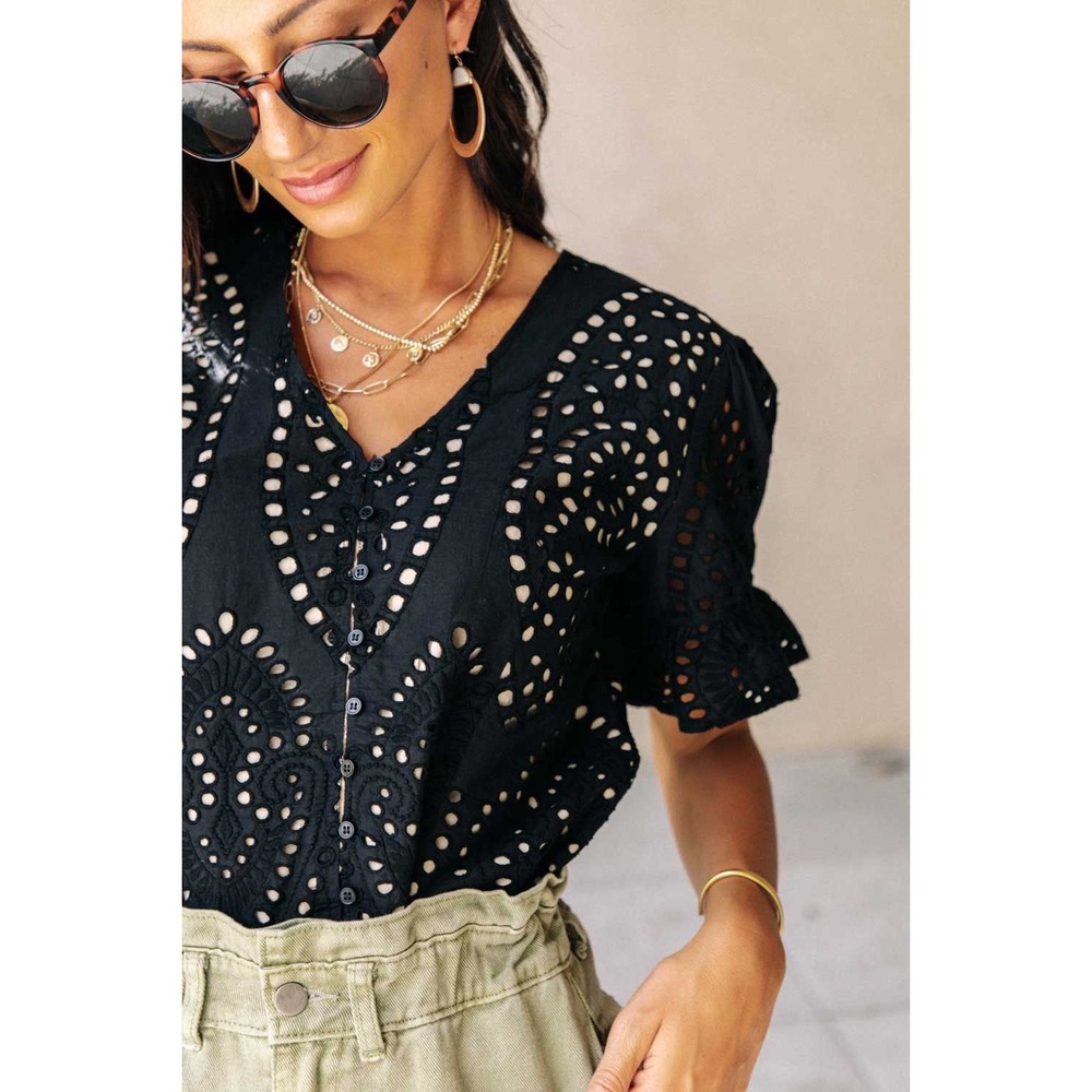 Anthropologie Bohme Black Short Sleeve Boho Eyelet Button Up V-Neck Blouse M